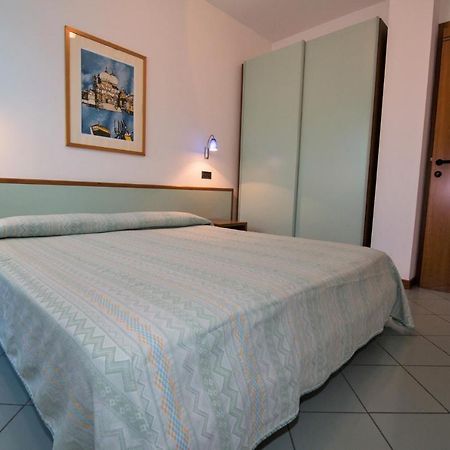Appartamento Mediterraneo San Benedetto del Tronto Buitenkant foto