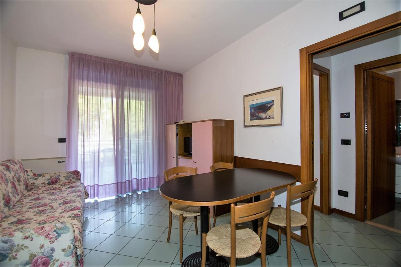 Appartamento Mediterraneo San Benedetto del Tronto Buitenkant foto