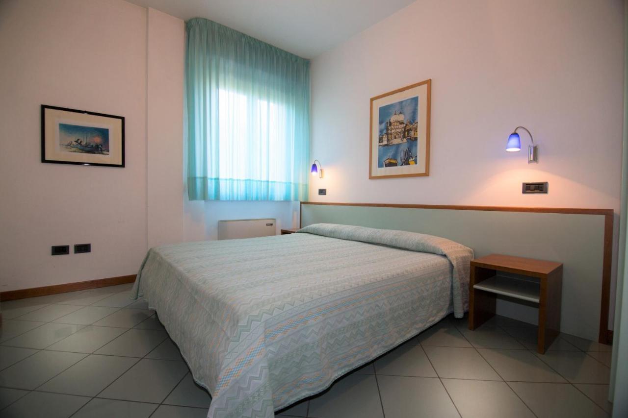 Appartamento Mediterraneo San Benedetto del Tronto Buitenkant foto