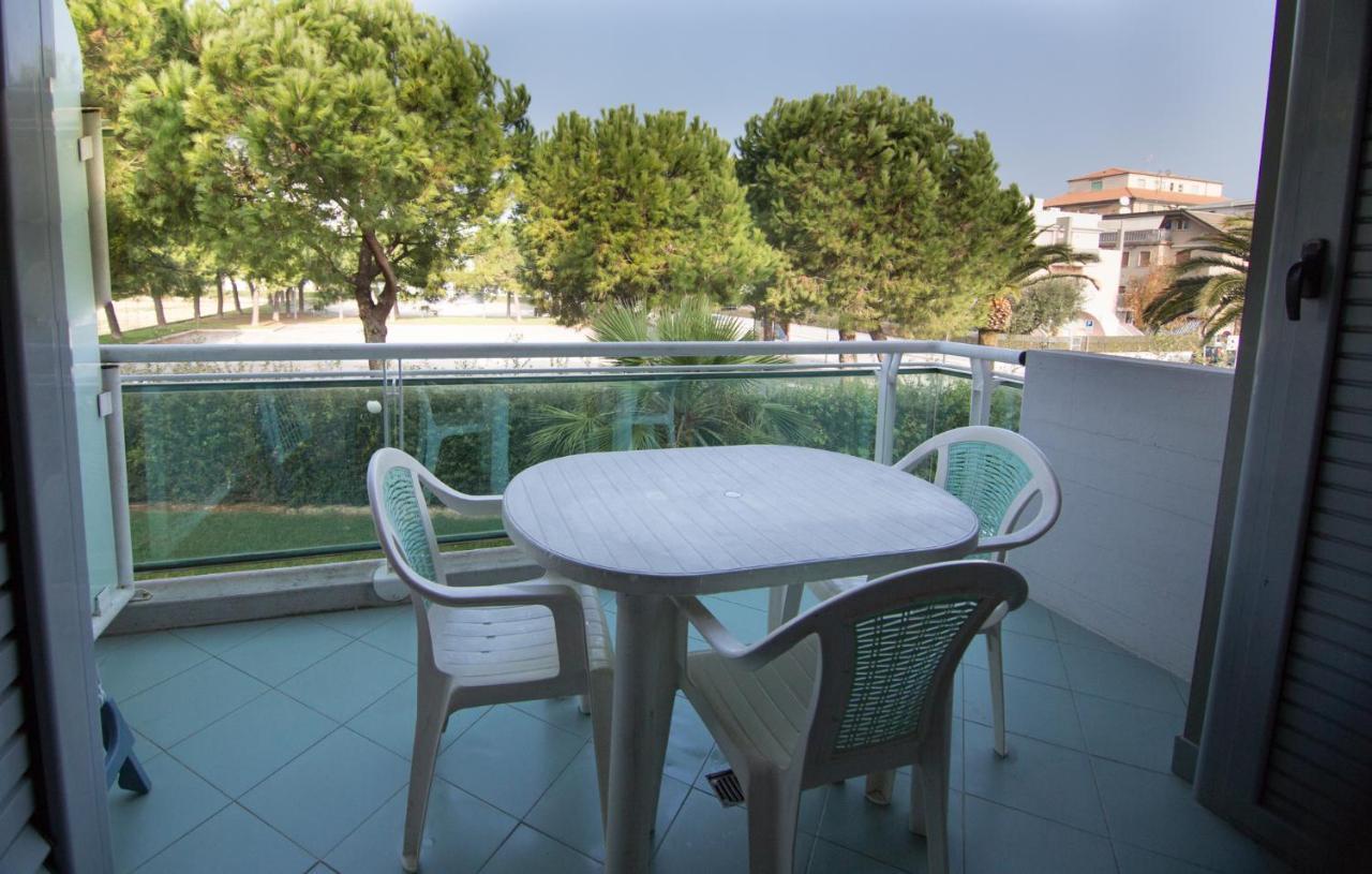 Appartamento Mediterraneo San Benedetto del Tronto Buitenkant foto